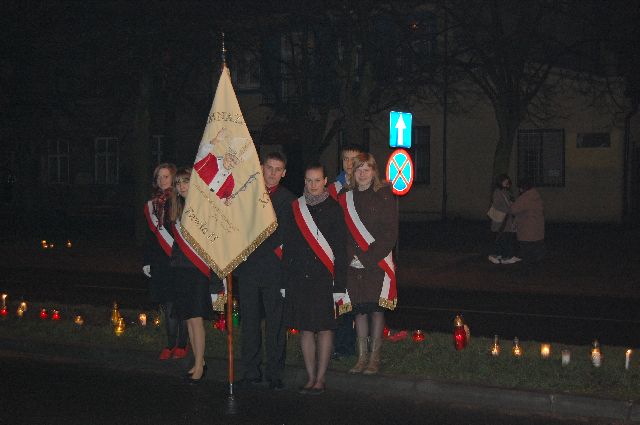 Kliknij, aby powiększyć fotkę.