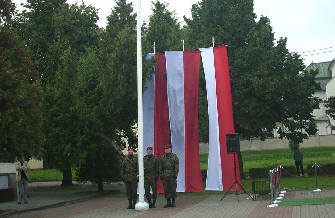 Kliknij, aby powiększyć fotkę.